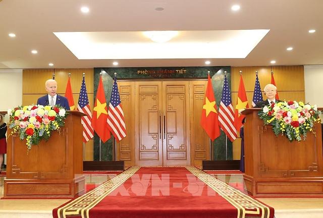 응우옌 푸 쫑 베트남 서기장과 조 바이든 미 대통령 사진베트남통신사