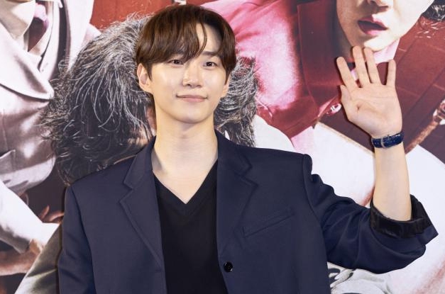 [슬라이드 포토] 이준호, 거미집 VIP시사회 참석한 본부장님