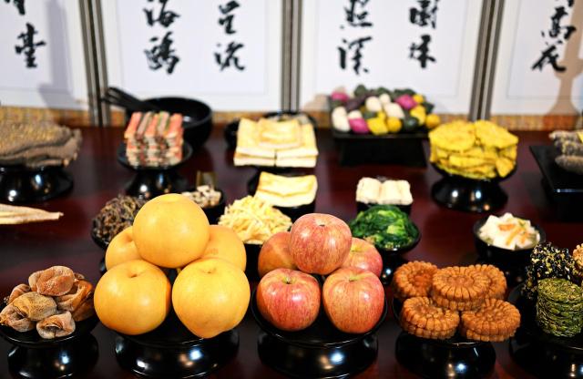 「茶礼床簡便食」全盛時代···デパートからスーパーまで25万ウォン～60万ウォンの価格帯も多様