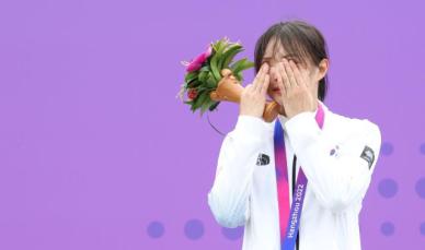 [포토] 은메달 획득하고 눈물 흘리는 김선우