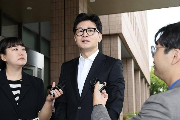 韓東勲長官、李在明代表の拘束令状棄却について「罪がないというわけではない」