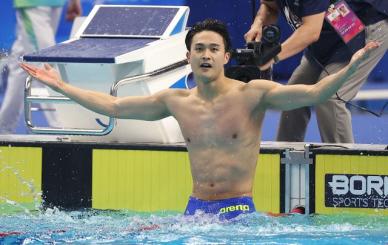 백인철, 한국 선수 최초로 남자 접영 50m서 깜짝 금메달