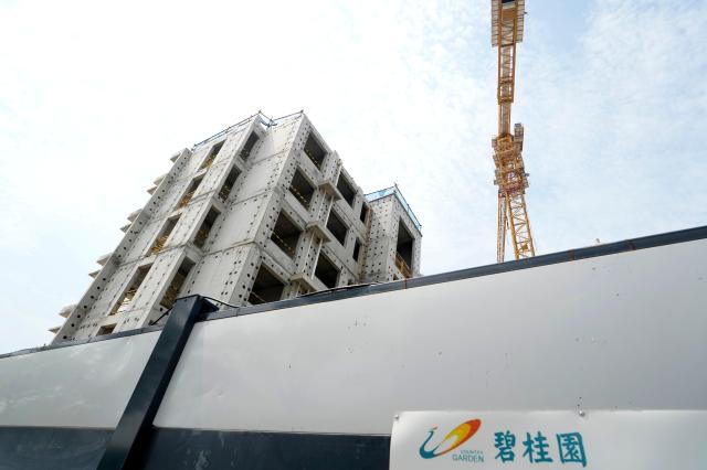 중국 베이징 외곽에 건설 중인 컨트리 가든 원 월드 시티 프로젝트 건설 현장 모습 사진AP·연합뉴스