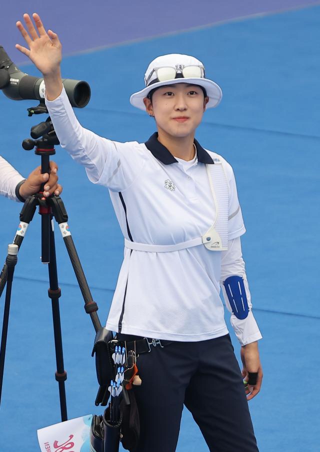 안산도 리커브 결승 진출
    항저우연합뉴스 류영석 기자  3일 중국 항저우 푸양 인후 스포츠센터에서 열린 2022 항저우 아시안게임 양궁 리커브 여자 개인 준결승전에서 안산이 승리 후 기뻐하고 있다 2023103
    ondolynacokr2023-10-03 171506
저작권자 ⓒ 1980-2023 ㈜연합뉴스 무단 전재 재배포 금지저작권자 ⓒ 1980-2023 ㈜연합뉴스 무단 전재 재배포 금지