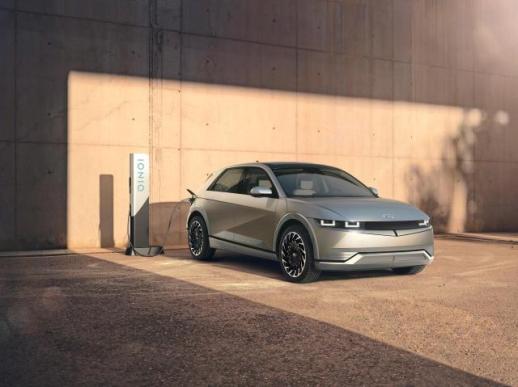 Hyundai and Kia to adopt Teslas EV-charging standard in US starting 4Q 2024