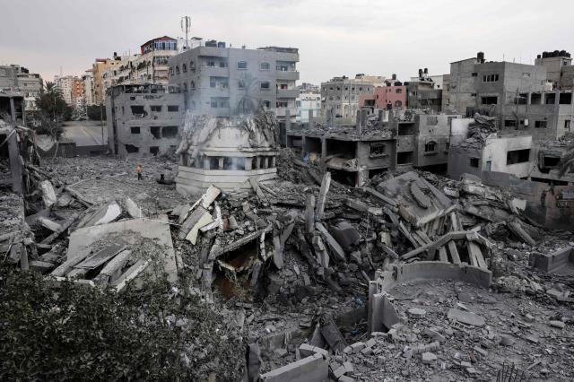 이스라엘군의 공습으로 파괴된 가자 지구에 있는 팔레스타인 모스크사진AFP연합뉴스