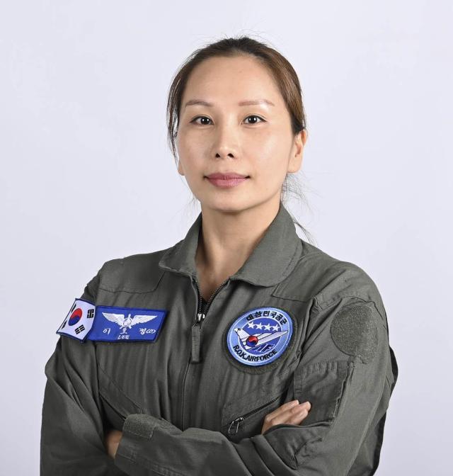 Chị Lee Ho-jeong 1 trong 4 phi công quốc dân được tuyển chọn ẢnhLực lượng Không quân Hàn Quốc