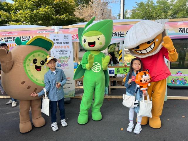 보성군 캐릭터 ‘BS삼총사’가 지난 14일부터 15일까지 서울 용산어린이정원에서 열린 ‘제6회 우리동네 캐릭터 축제’에 참가했다 사진보성군