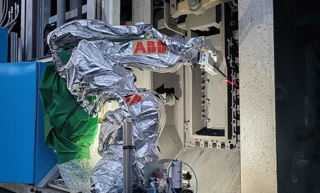 광양제철소 1코크스 오븐에 도입된 무인 로봇 사진광양제철소