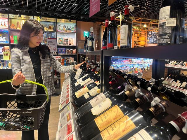 Lotte Mart to attract wine and whisky lovers through special sale event