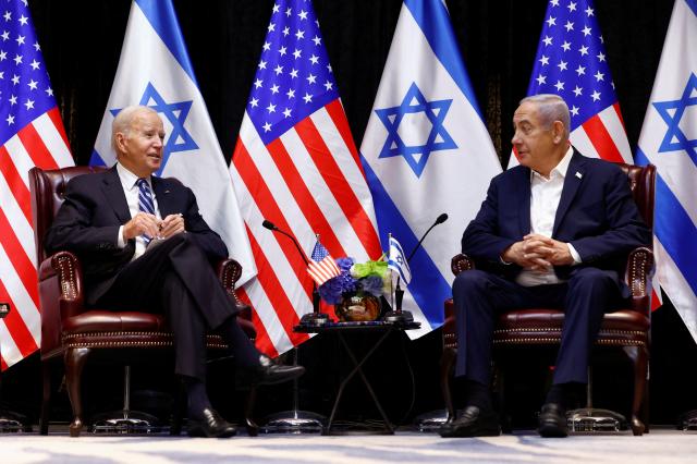 US President Joe Biden meets with Israeli Prime Minister Benjamin Netanyahu and the Israeli war cabinet as he visits Israel amid the ongoing conflict between Israel and Hamas in Tel Aviv Israel October 18 2023 REUTERSEvelyn Hockstein2023-10-18 201358
저작권자 ⓒ 1980-2023 ㈜연합뉴스 무단 전재 재배포 금지undefined