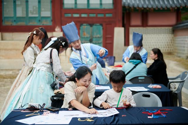 궁중놀이방 사진한국문화재재단