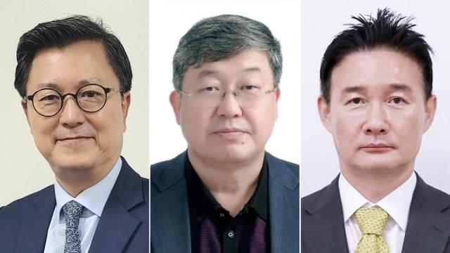 왼쪽부터 조익성 동아오츠카 부회장 박철호 동아오츠카 사장 주재현 동천수 사장 사진동아쏘사오그룹