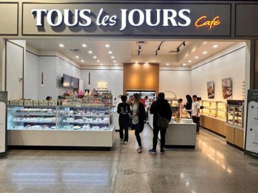 French-style bakery brand Tous Les Jours opens first store in Canada