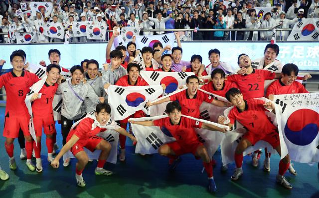 韩国男足FIFA排名上升两位 日本仍居亚洲之首