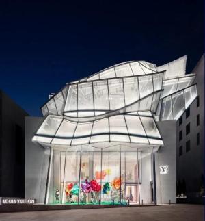 [김다이의 브랜드이야기] 여행용 가방으로 시작해 명품의 대중화 이룬 루이비통