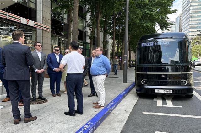 Seoul to operate self-driving buses near iconic Korean street food market  