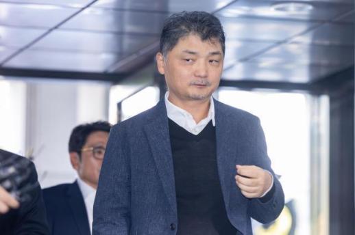 김범수 경영 복귀...카카오 신뢰 회복 계기될까 