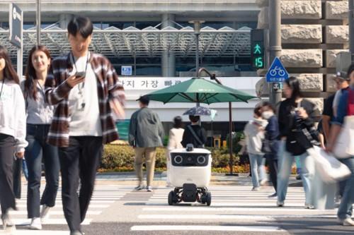 Woowa Brothers to demonstrate food delivery robots on streets of Gangnam