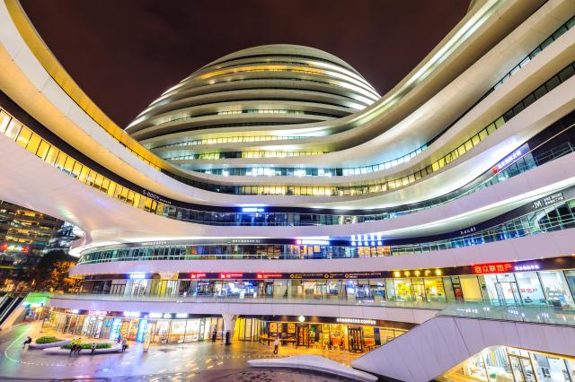 중국 베이징의 갤럭시 소호 쇼핑몰사진게티이미지뱅크
