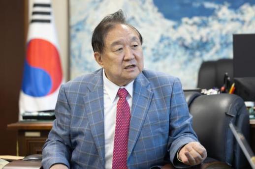 [단독] 여야 원로모임 3월회 양당 대표 회동 재추진...협치 물꼬 트이나