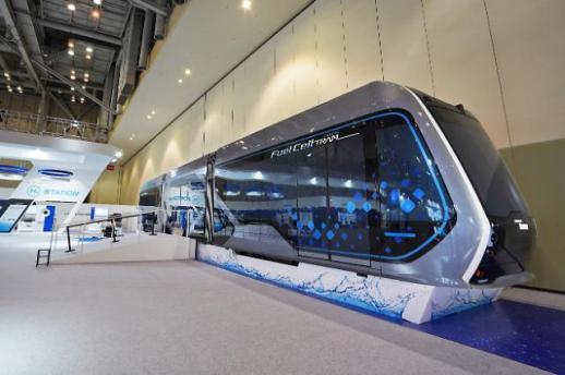 Urban hydrogen-electric tram tested in southeastern industrial city