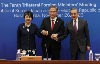 4년 3개월만에 한·일·중 외교장관회의 개최…3국 정상회의 조속히 개최할 것