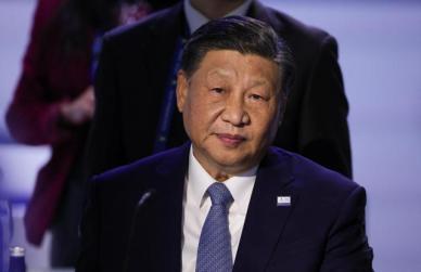 中증시, 시진핑 상하이 방문·PMI 부진에 혼조…외인 사자 