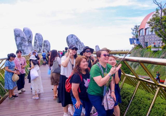 국제 관광객들에게 인기가 많은 다낭시 바나힐 관광지 사진베트남통신사