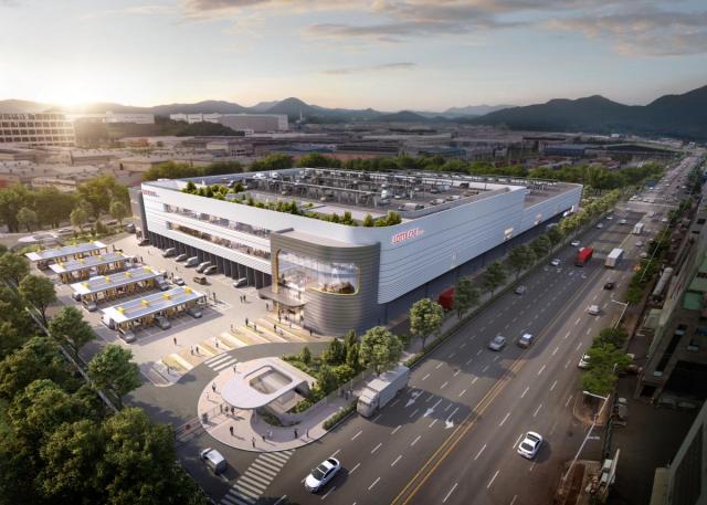 Lotte seeks to become gamechanger in S. Koreas grocery delivery market with new fulfillment centers