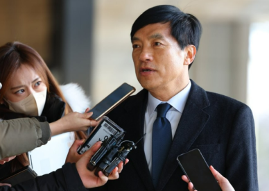 김학의 불법출금 수사 외압 의혹 이성윤, 항소심도 징역 2년 구형