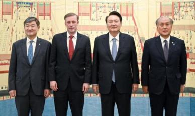 尹, 한미일 안보실장과 관저 만찬…3국 협력 과거보다 더 중요
