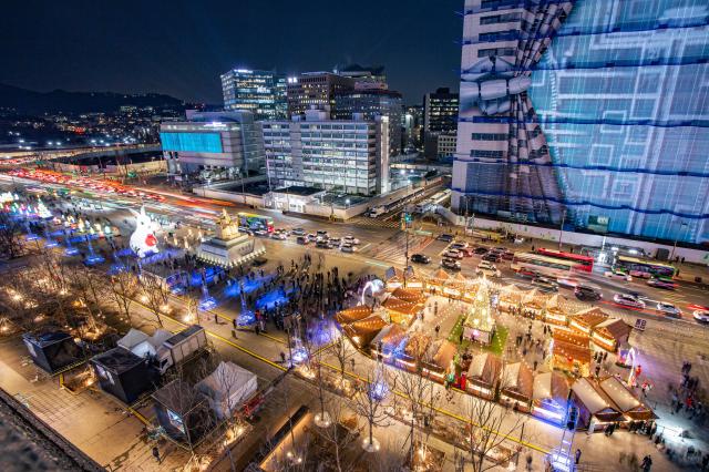 2022 서울빛초롱축제 및 광화문광장 마켓 전경 사진서울관광재단