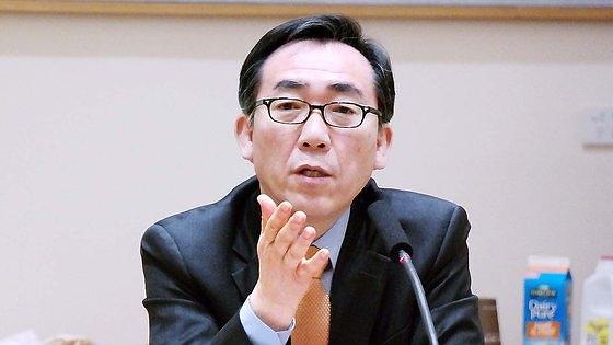 韩国外长换人 朴振出马竞选国会议员