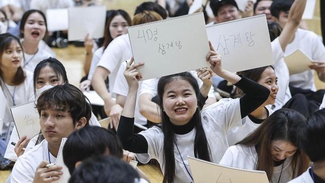 留学生半数以上聚集首都圈 韩国地方大学处境堪忧
