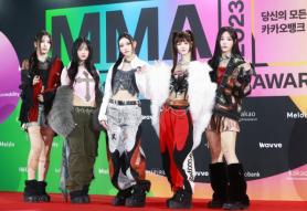 Girl band NewJeans to drop remix album to commemorate release of hit song "Ditto"