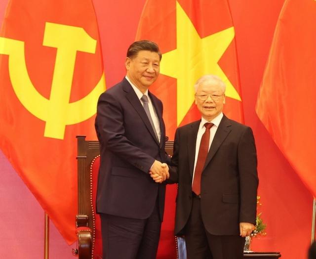 시진핑 주석과 응우옌 푸 쫑 서기장 사진베트남통신사