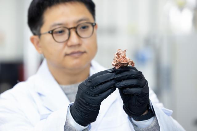 LS Cable develops copper flake-based foil material for high-performance batteries