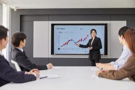 Hourly wage of female S. Korean workers surveyed to be about 70% of level of male workers