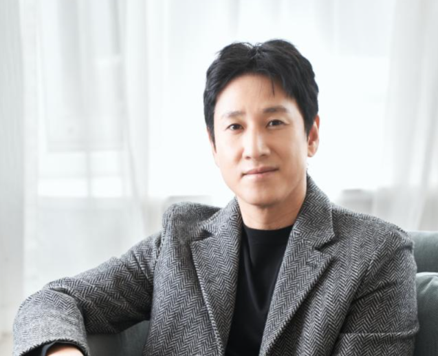 Fans and fellow actors mourn death of Parasite actor Lee Sun-kyun