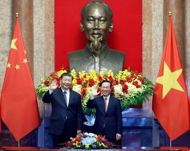 시진핑 중국 국가주석왼쪽과 보 반 트엉 베트남 국가주석사진베트남통신사