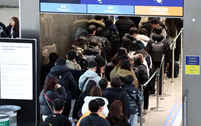 Incheon international airport becomes most traveled spot by S. Koreans in new year: data
