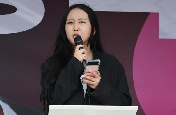 정유라가 이 대표를 연이어 조롱하고 있다 사진연합뉴스