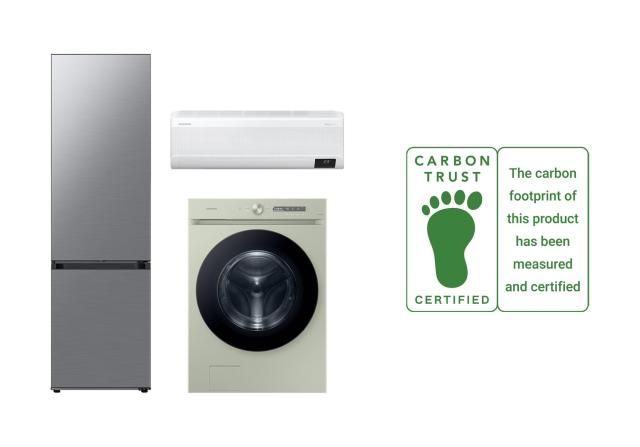 삼성전자 세탁기·냉장고·에어컨 제품과 탄소발자국 인증 로고 사진삼성전자