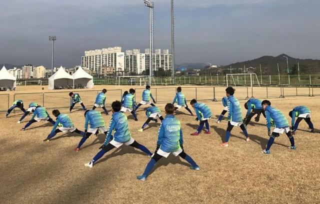 동계 훈련 중인 축구선수단 사진경주시