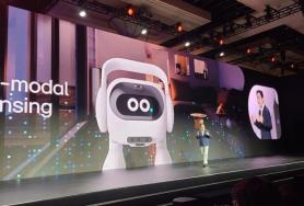 [CES2024] Samsung Electronics và LG Electronics cùng cho ra mắt sản phẩm "robot quản gia" tại CES 2024