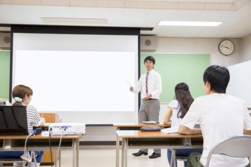 韩国不良教授处罚力度过轻 专家呼吁公开惩戒程序