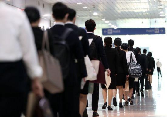韩国上班族幸福度平均仅41分 工作压力与上级关系成主因