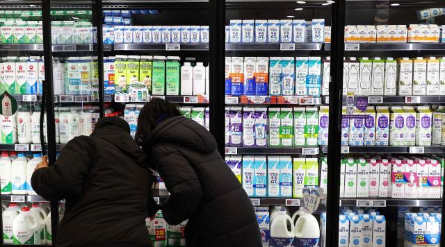 韩国牛奶价格涨幅创金融危机后新高 "牛奶通膨"现象严重