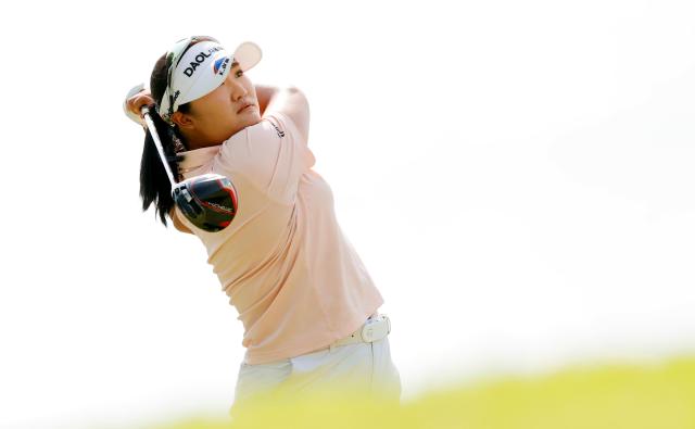 유해란이 지난해 10월 우승한 NW 아칸소 챔피언십에서 티샷 중이다 사진LPGA·게티이미지